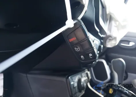 2020 Jeep Renegade Latitude 4X4 from USA, damaged, VIN ZACNJBB14LPL86325